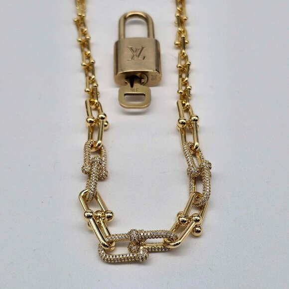 Authentic Louis Vuitton Lock&Key w/unbranded 925 Pure Silver/Goldplated Necklace - Picture 7 of 16